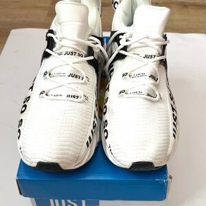Just So So Sneakers – Men’s Size 45 (US 11.5–12) White Brand New